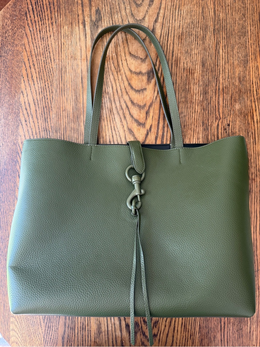 EUC Rebecca Minkoff olive green leather tote
